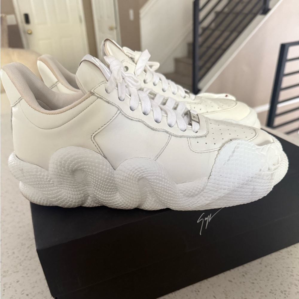 Giuseppe zanotti cobra sneakers